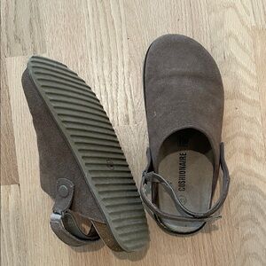 Cushionaire Brown Suede Sandals